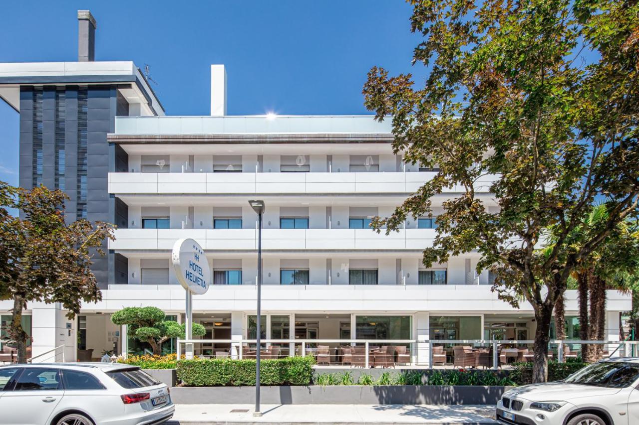 Hotel Helvetia Линяно Сабиадоро Екстериор снимка