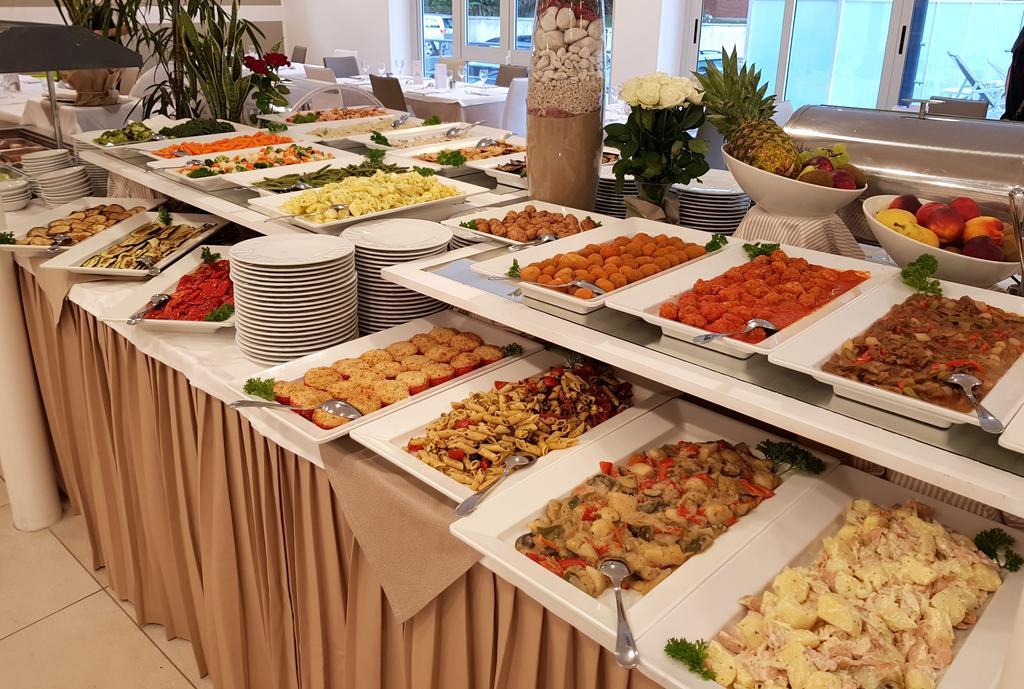 Hotel Helvetia Линяно Сабиадоро Екстериор снимка